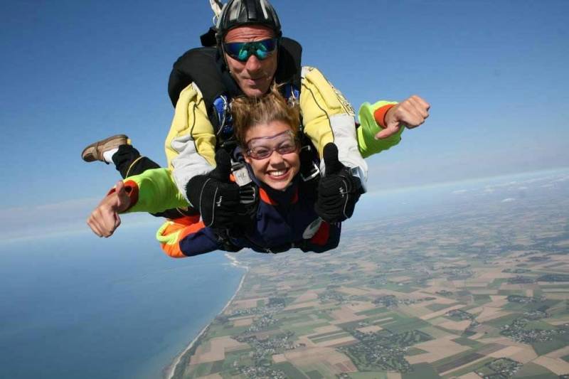 Réserver un saut en parachute pour la Saint Valentin, Saint-Germain en Laye 78100