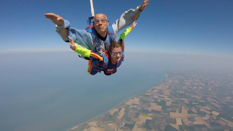 Réserver un saut en parachute pour deux personnes, Enghien-les-Bains 95880